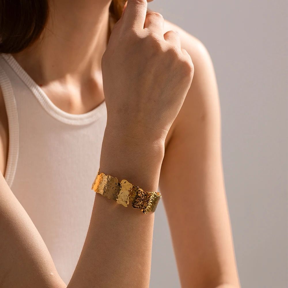 Gold Sheet Bracelet