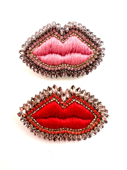 Lip Brooch Summer Brooch Pin: Pink