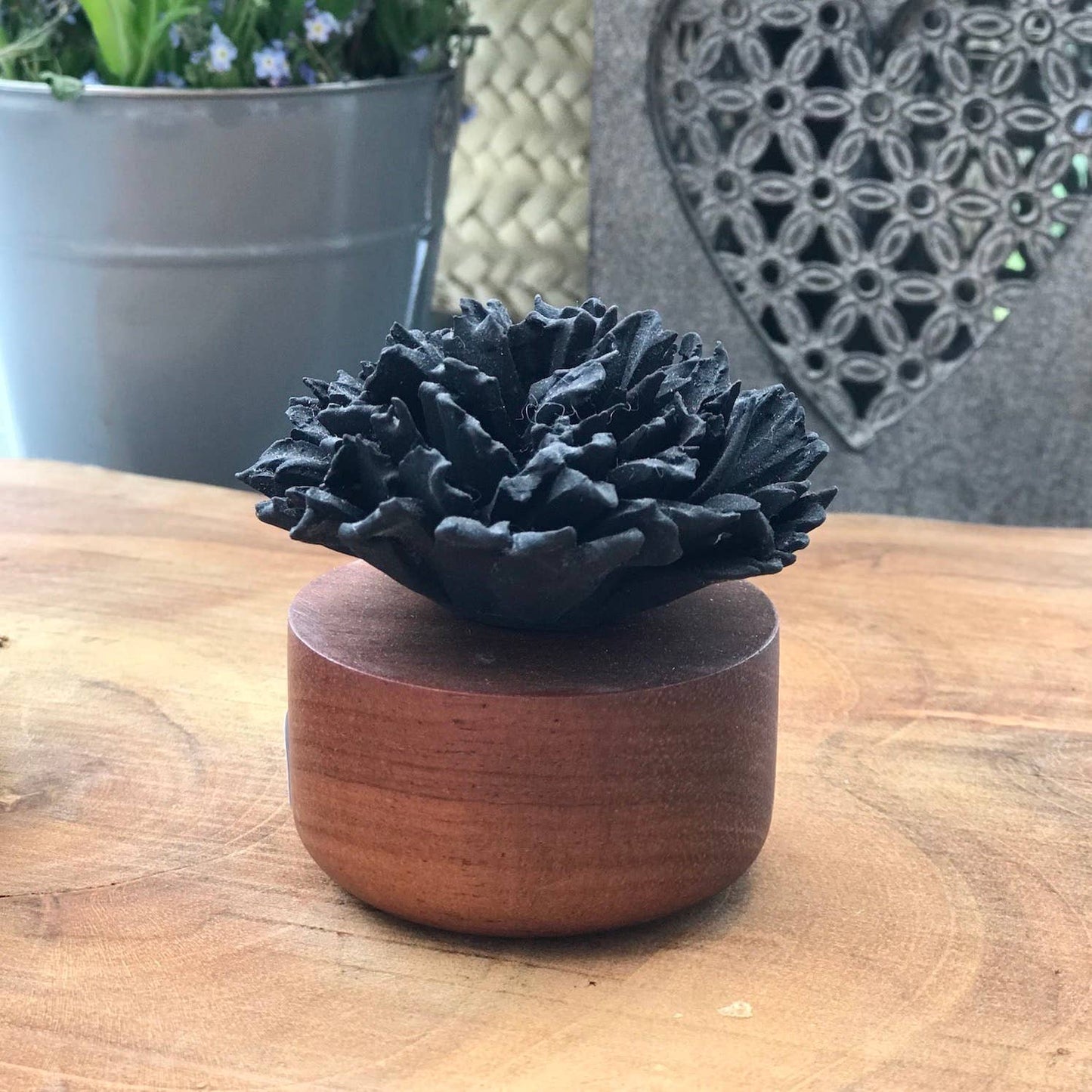 Diffuser - Carnation flower - Black color