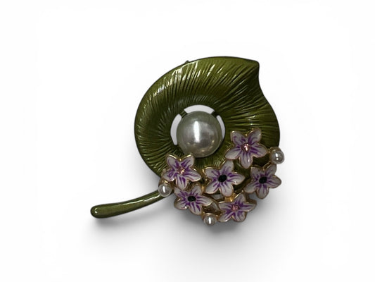 Pearl Blossom Lily Brooch Pin