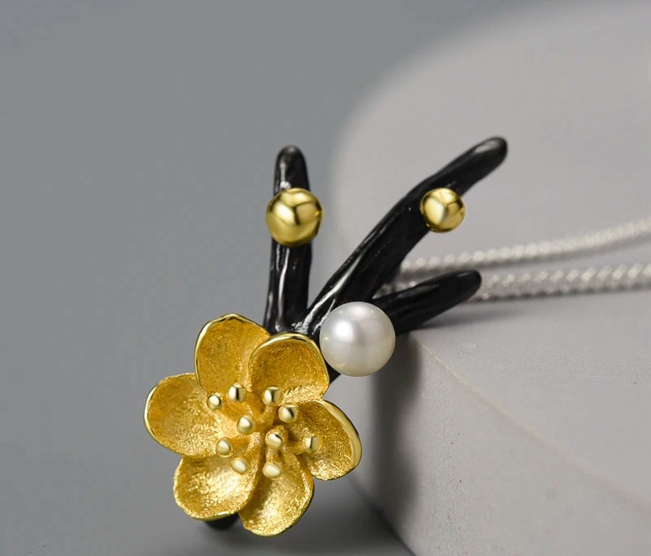 Flower Necklace