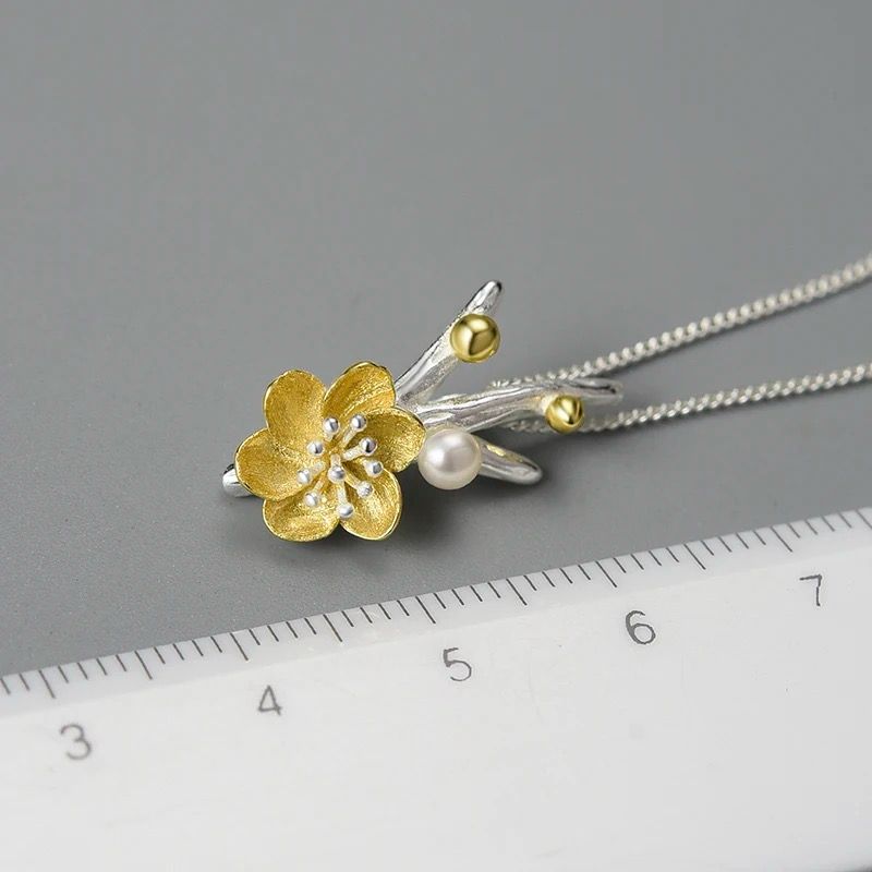 Flower Necklace