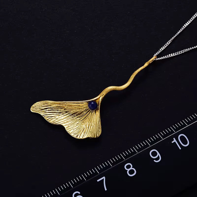 Flowing Floral Necklace