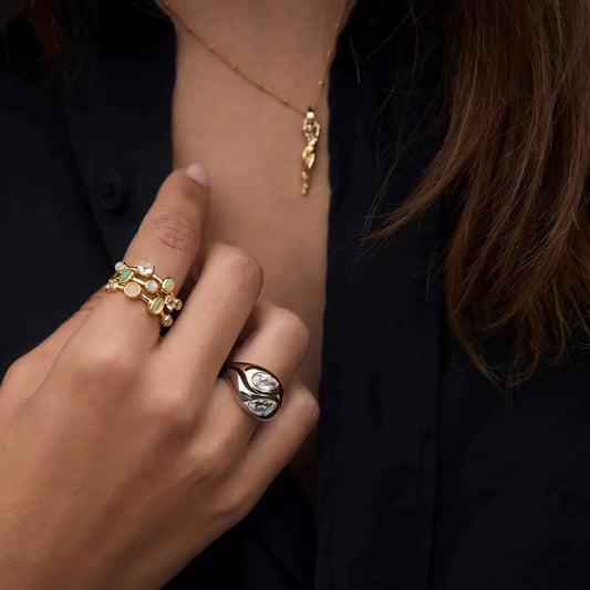 Dual Flow Crystal Ring