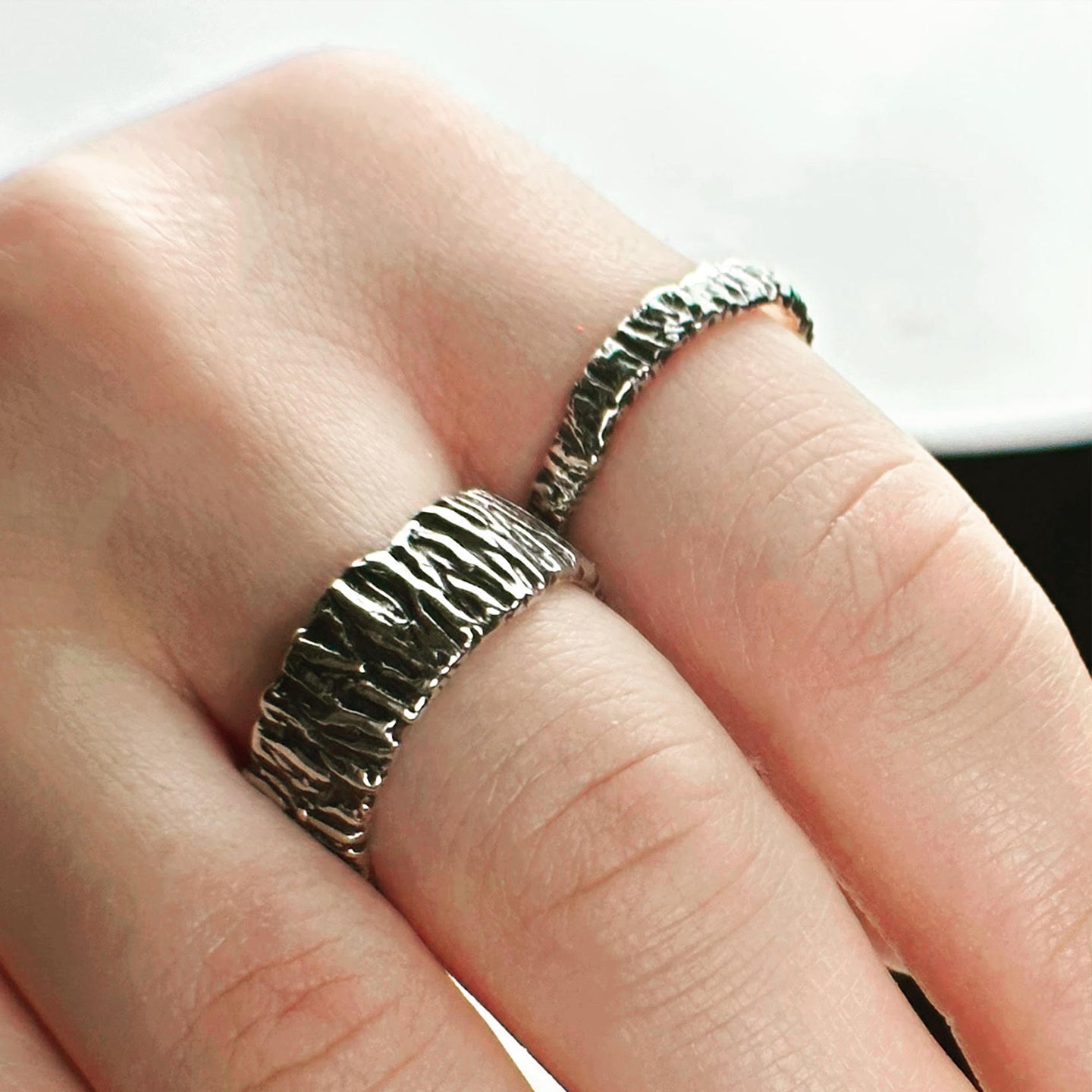 Banded Ring