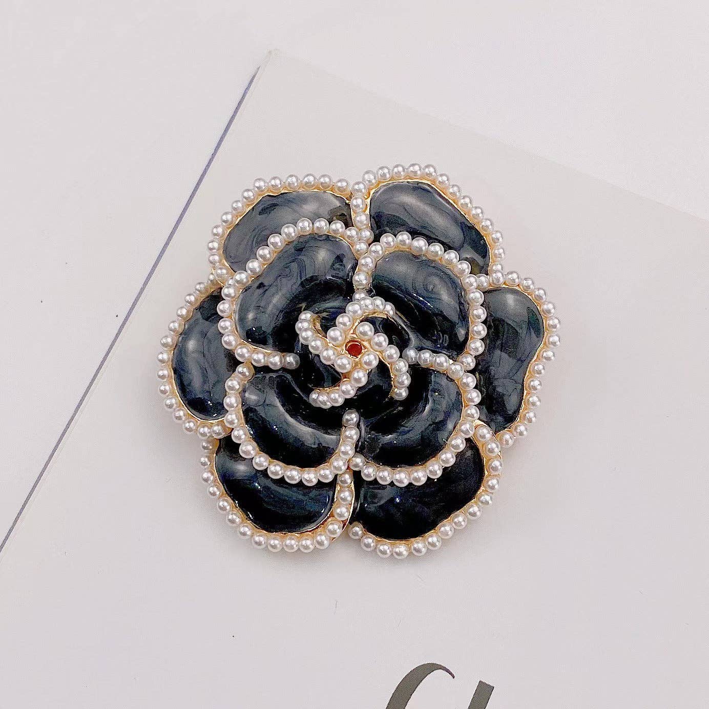 Camellia Pearl Enamel Brooch Cloth Pin: White