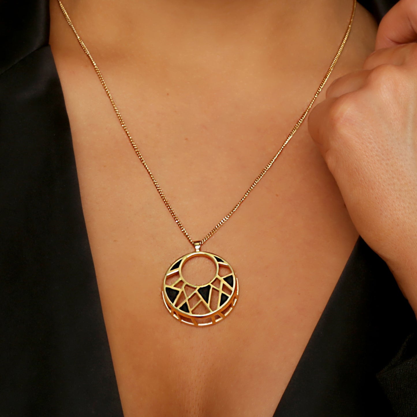 Dream Pendant ‐ Necklace