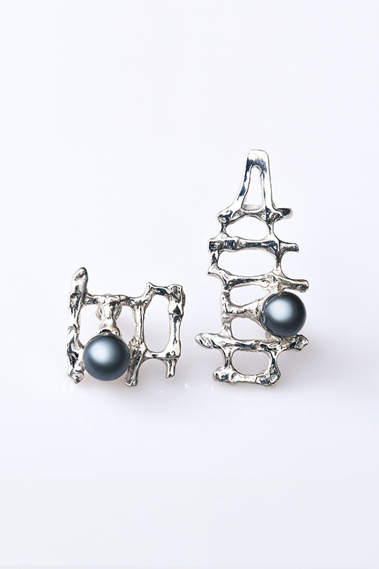 Vienna My Love set of the silver cuff & stud with black pearls - Lusanet Collective