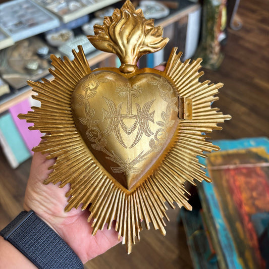 Flaming Sacred Heart 8" Box: Gold