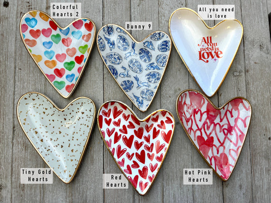 Easter & Valentines Ceramic Heart Dish: Kisses
