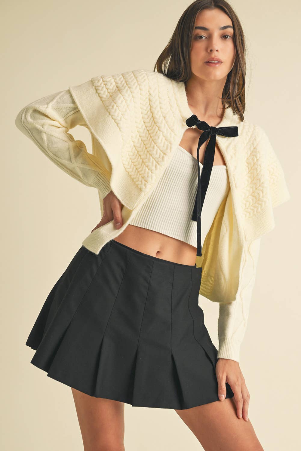 Cape-effect Cable Knit Cardigan: CREAM / Contemporary