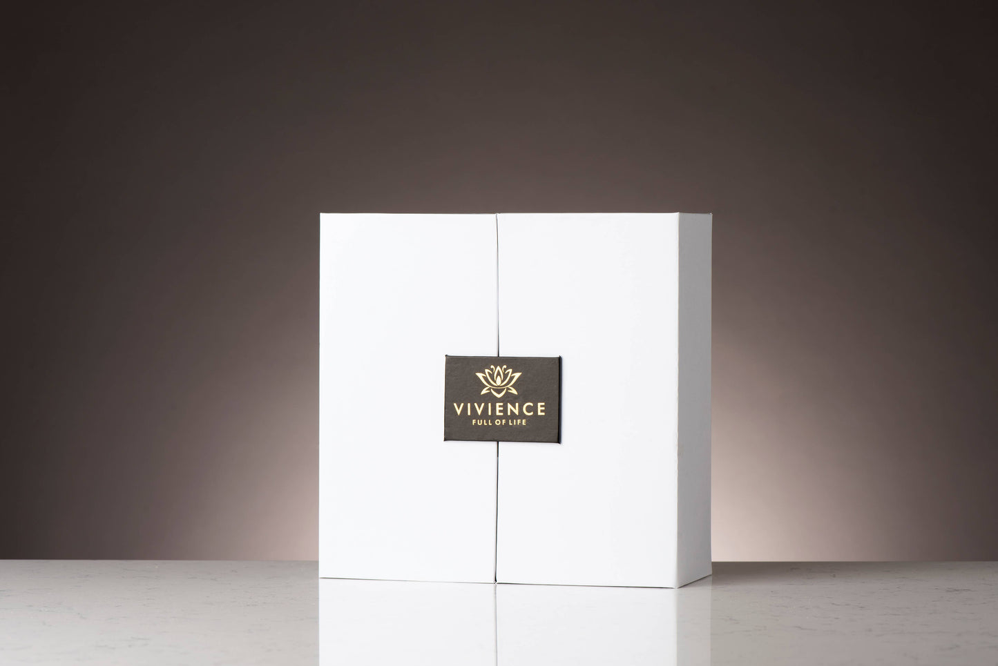 Gold Diffuser  with Dimensional White Flower, "Iris &Rose"