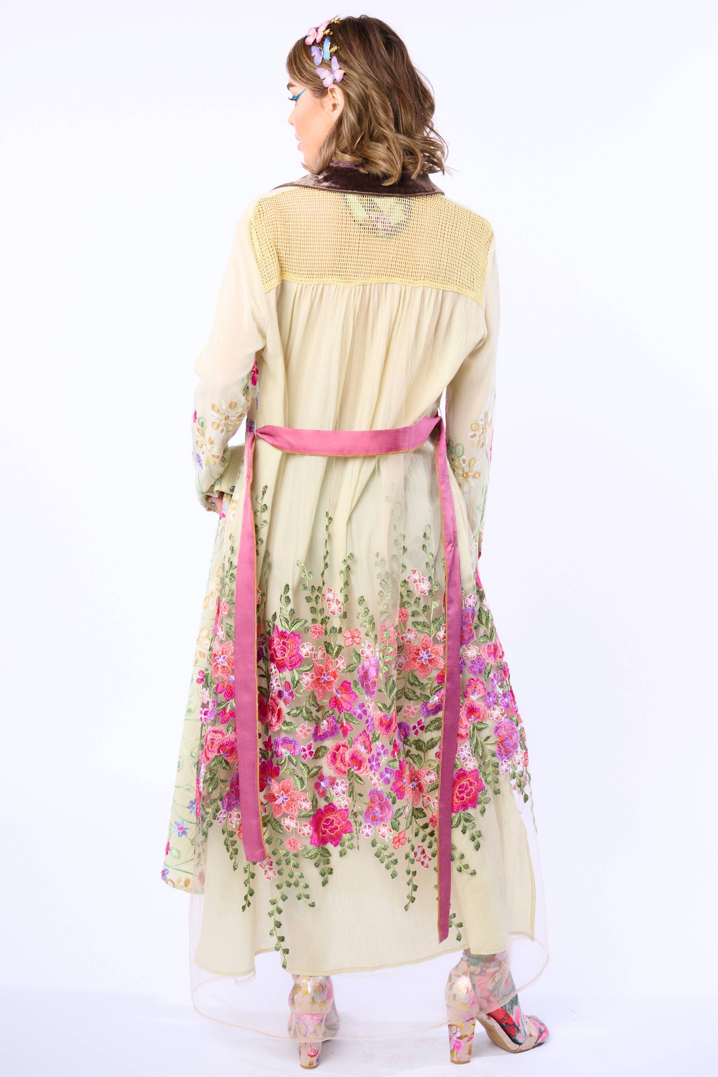 Cardellia Embroidered Maxi Duster: Pastel Sage