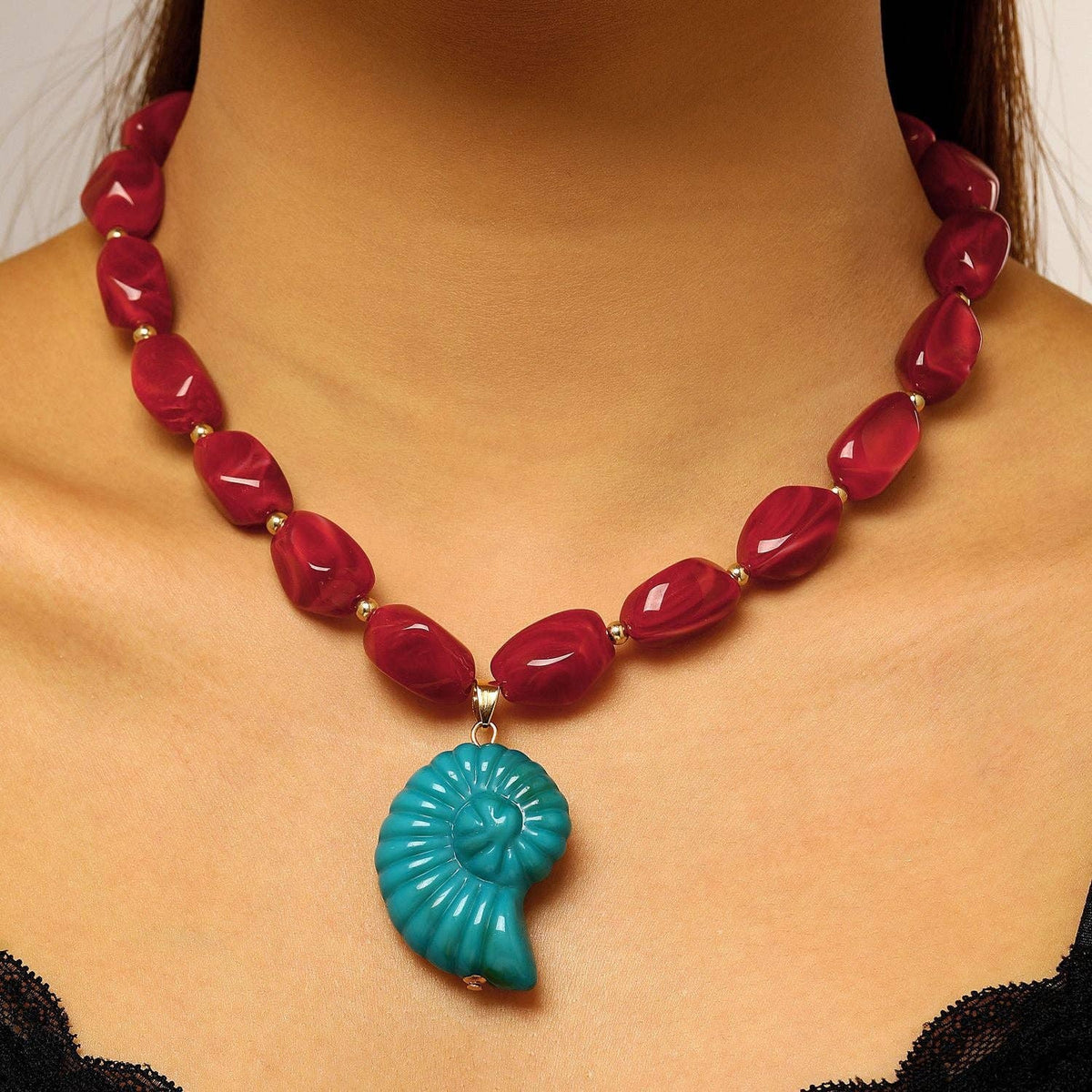 Heart Pendant Beaded Necklace: 2 / One Size