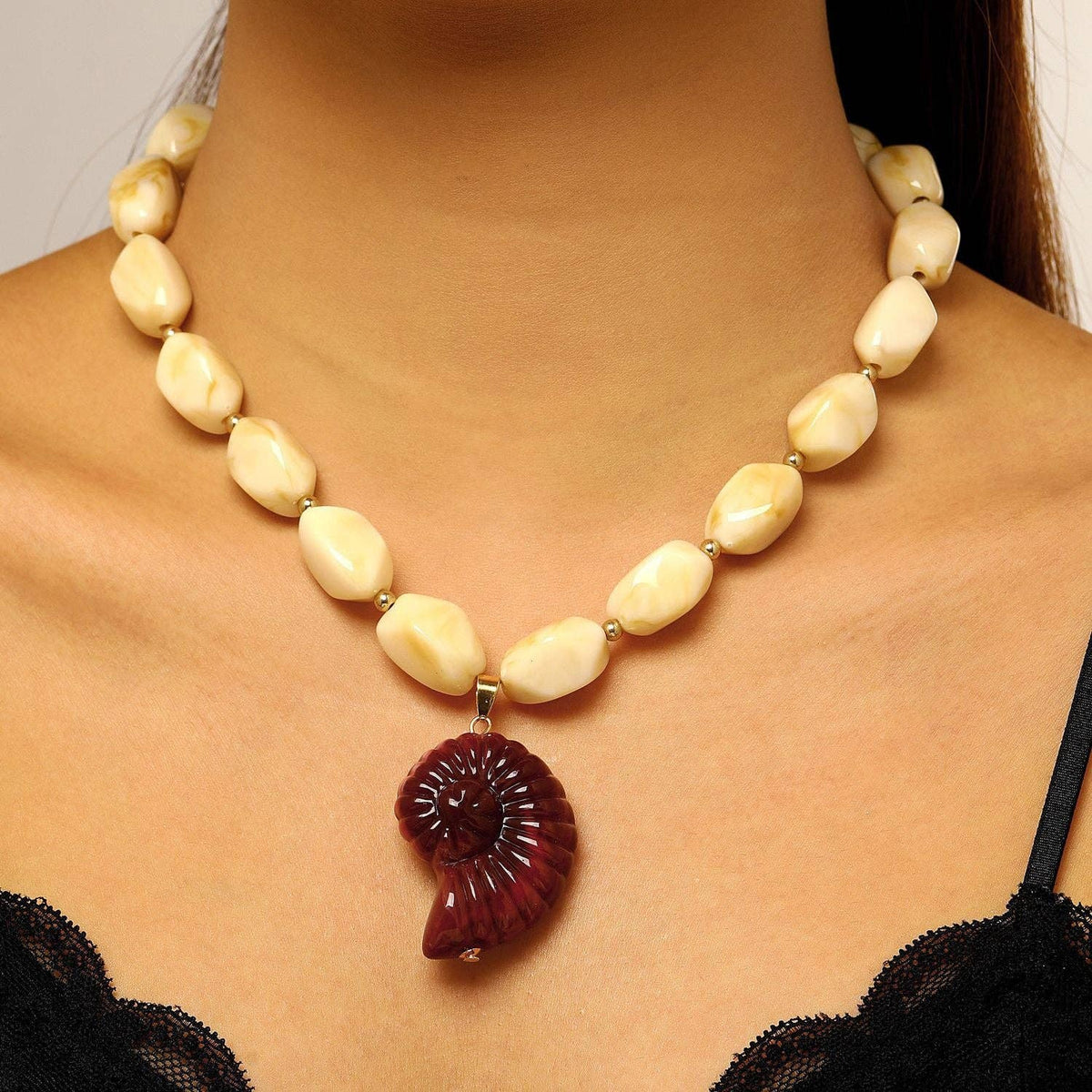 Heart Pendant Beaded Necklace: 1 / One Size