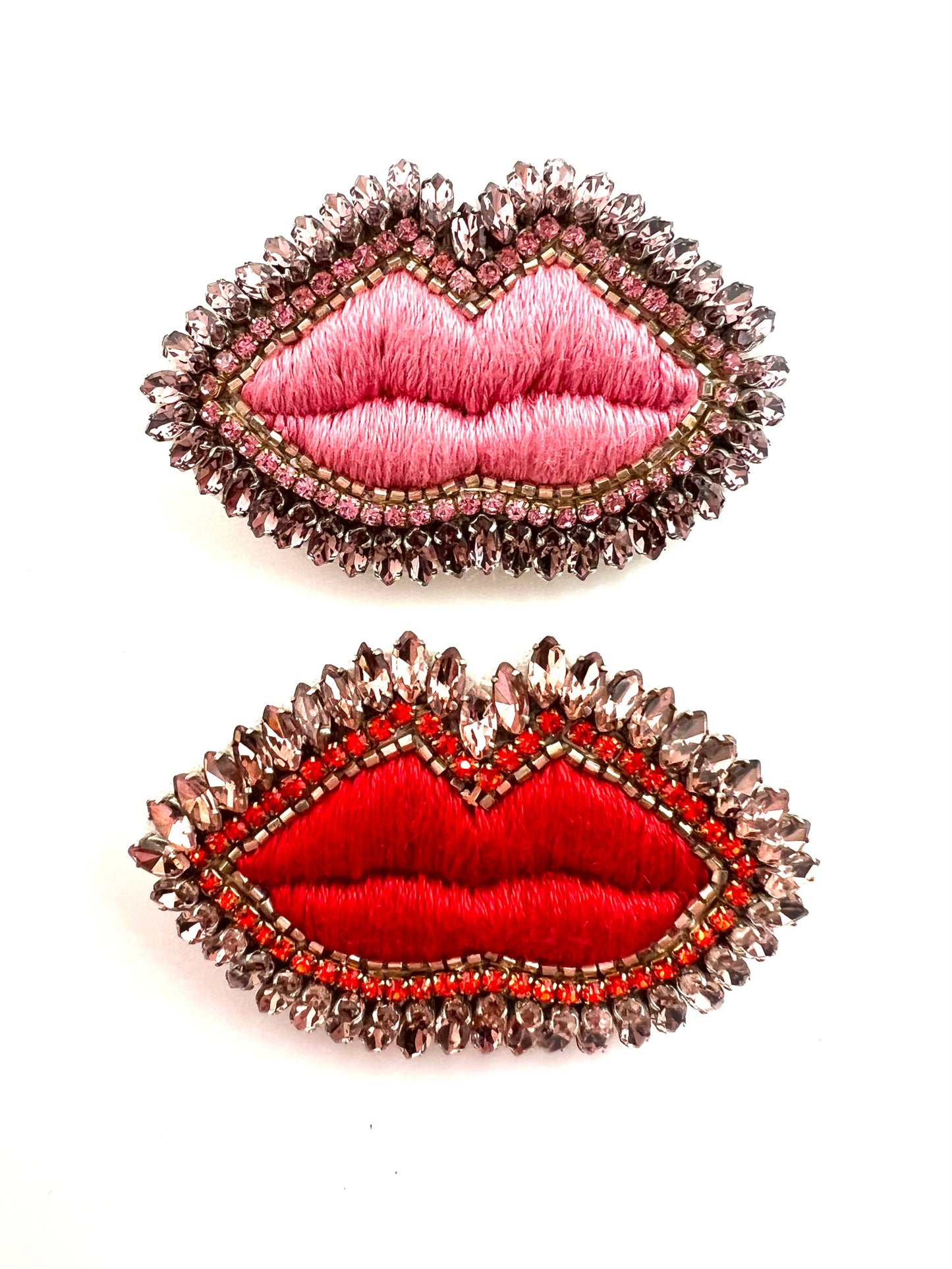 Lip Brooch Summer Brooch Pin: Pink