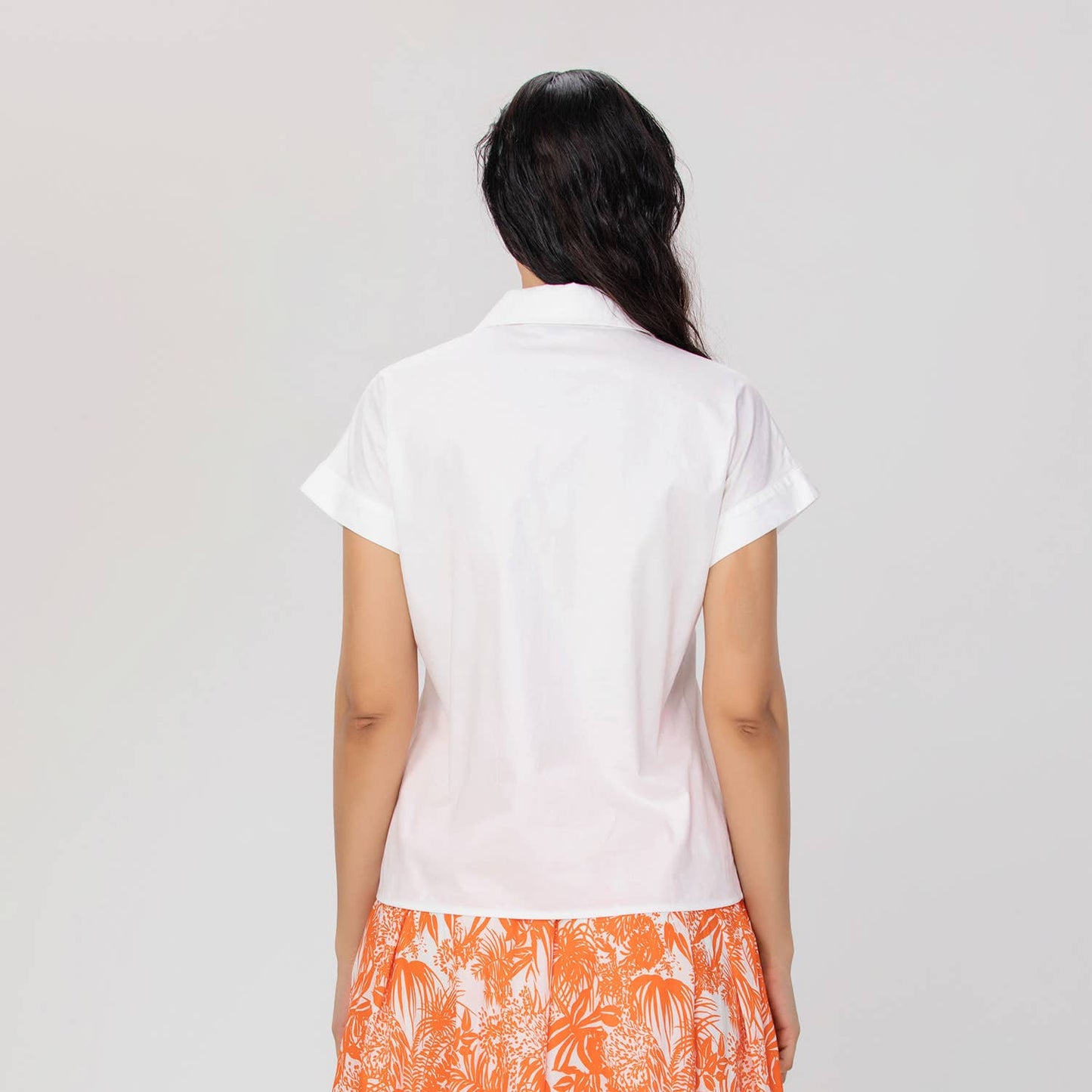 Minimalist short-sleeve cotton shirt: White