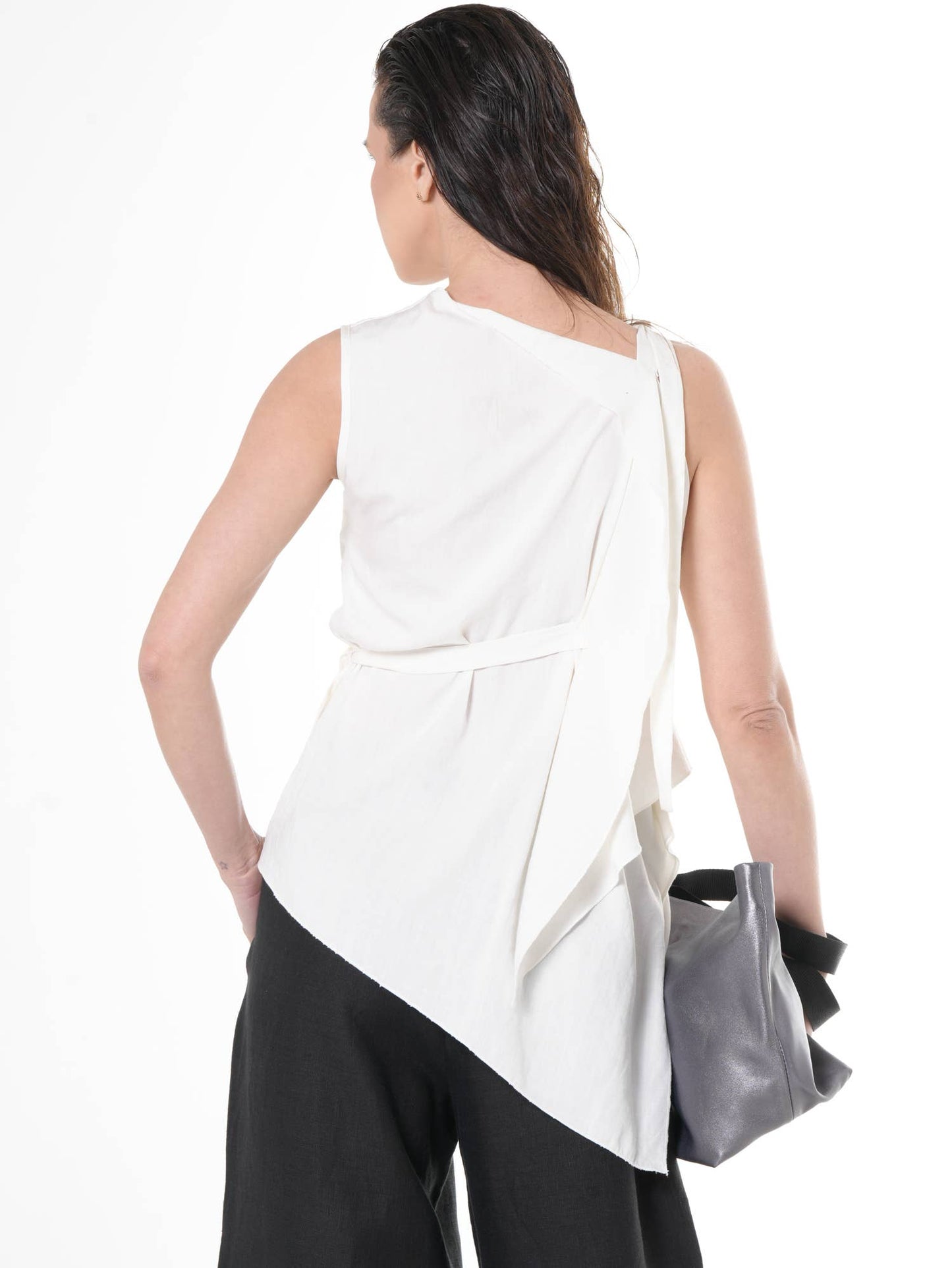 Sleeveless Asymmetric Top In Ivory: Ivory / XL