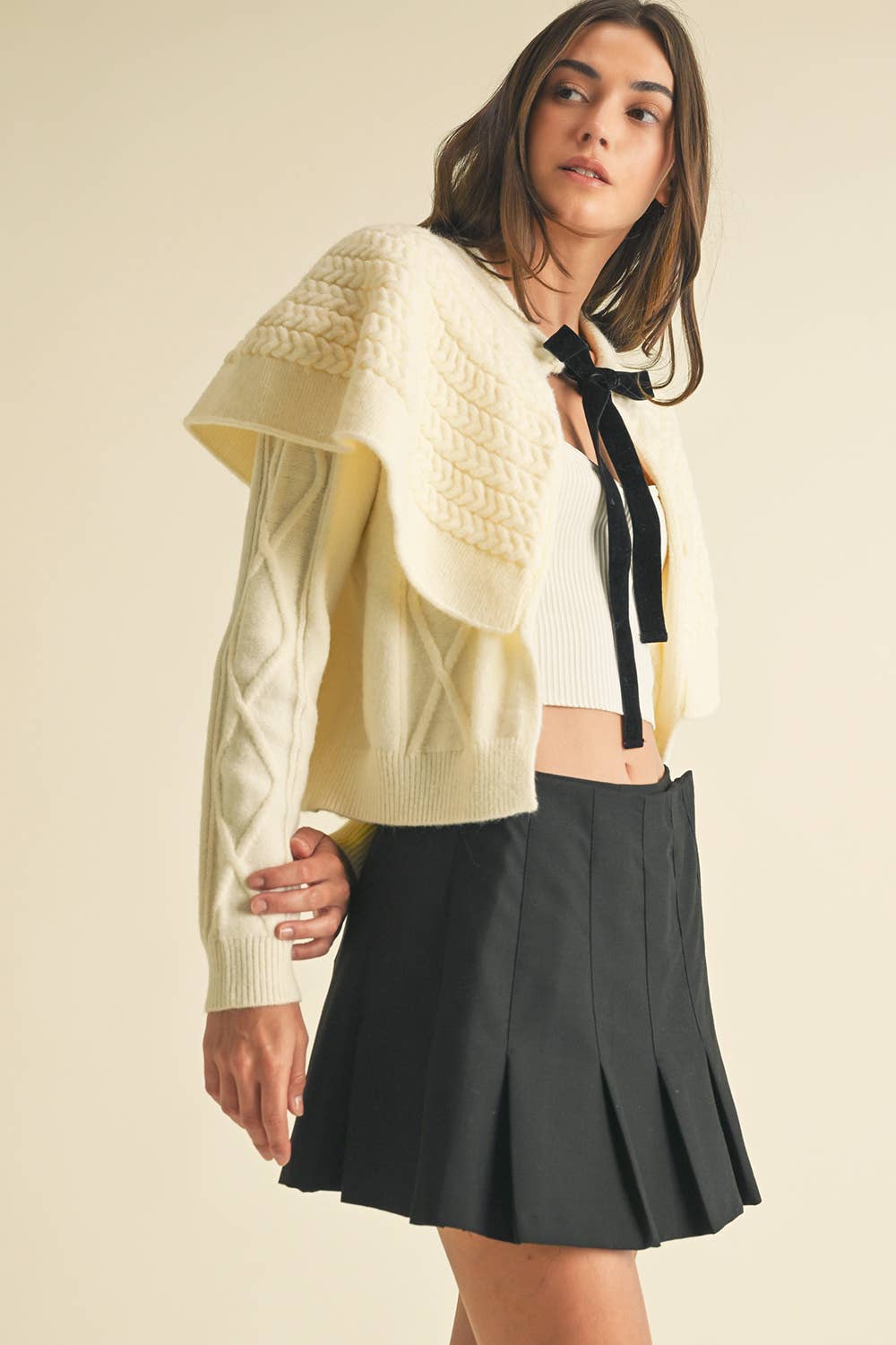 Cape-effect Cable Knit Cardigan: CREAM / Contemporary