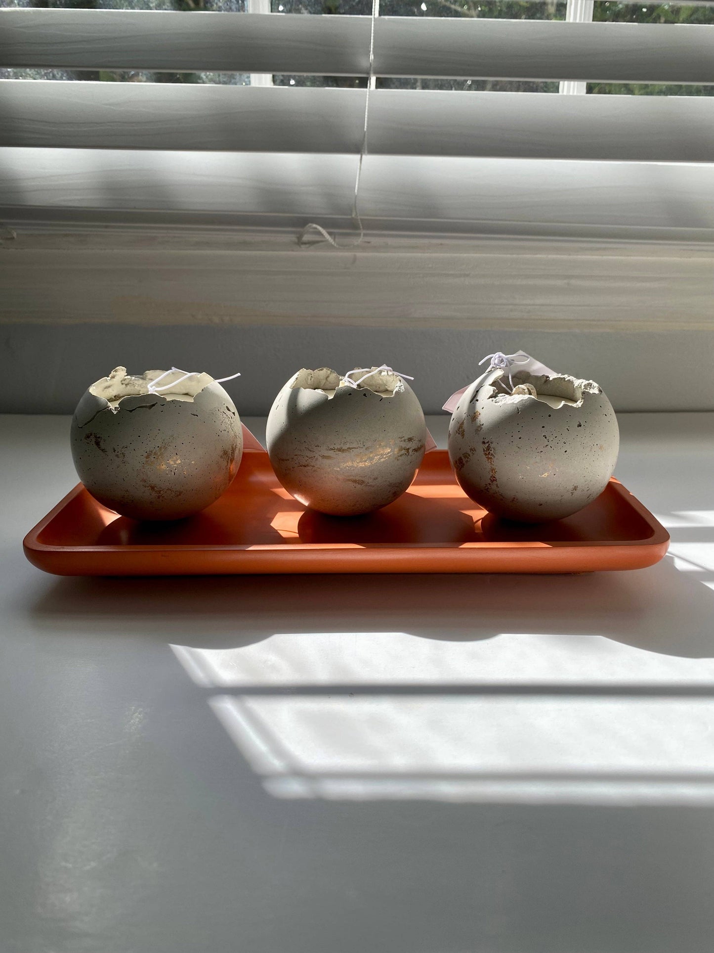 Mini Moon Candle | Sphere Concrete Candle: Oakmoss & Amber