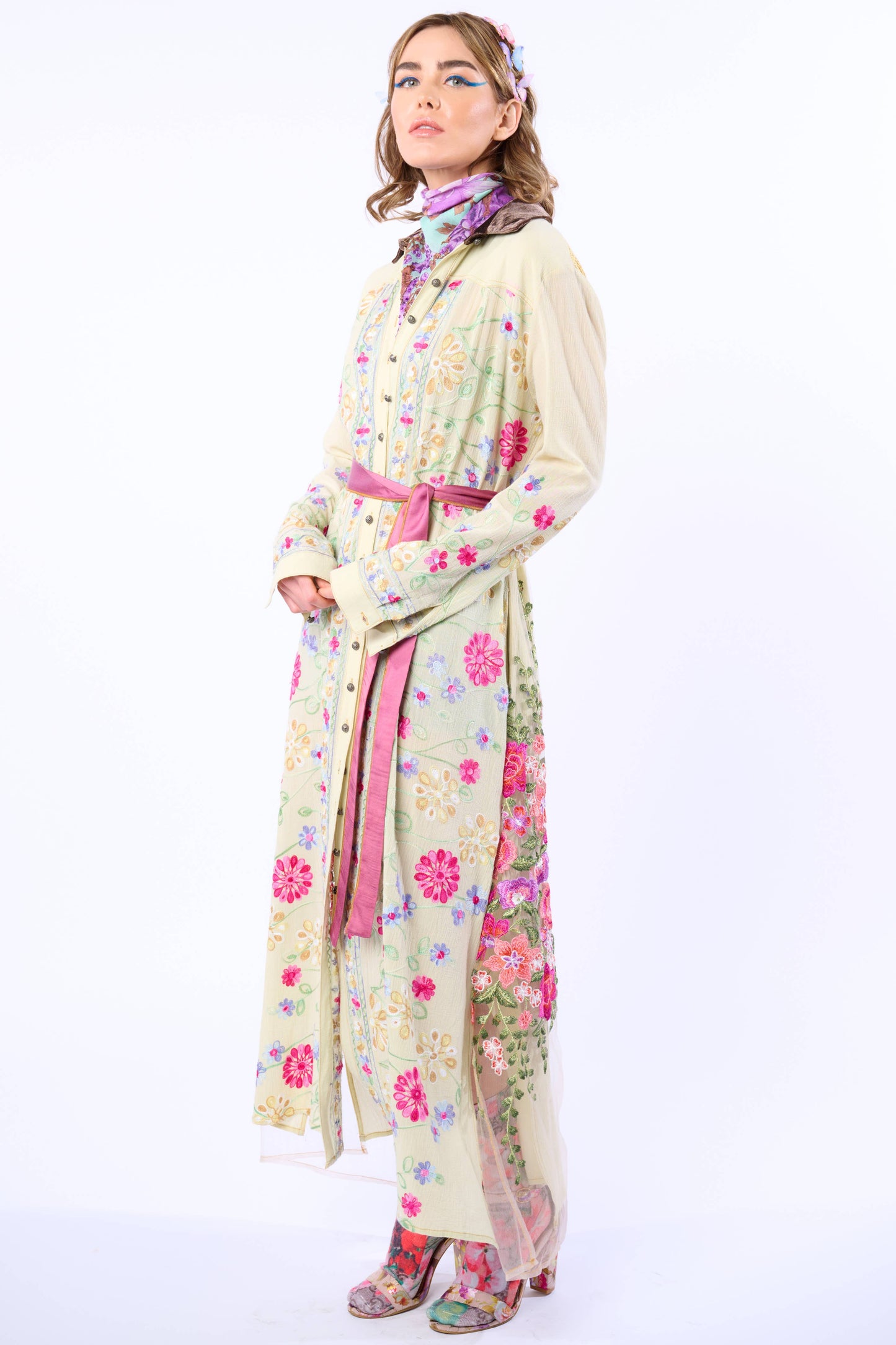 Cardellia Embroidered Maxi Duster: Pastel Sage