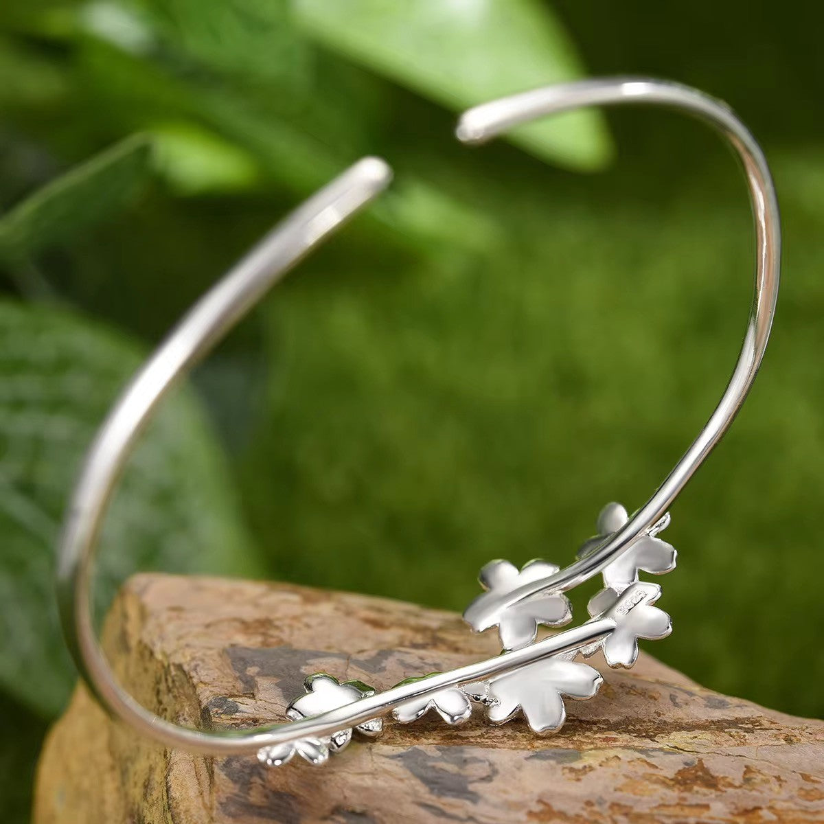 Flower Cluster Bangle
