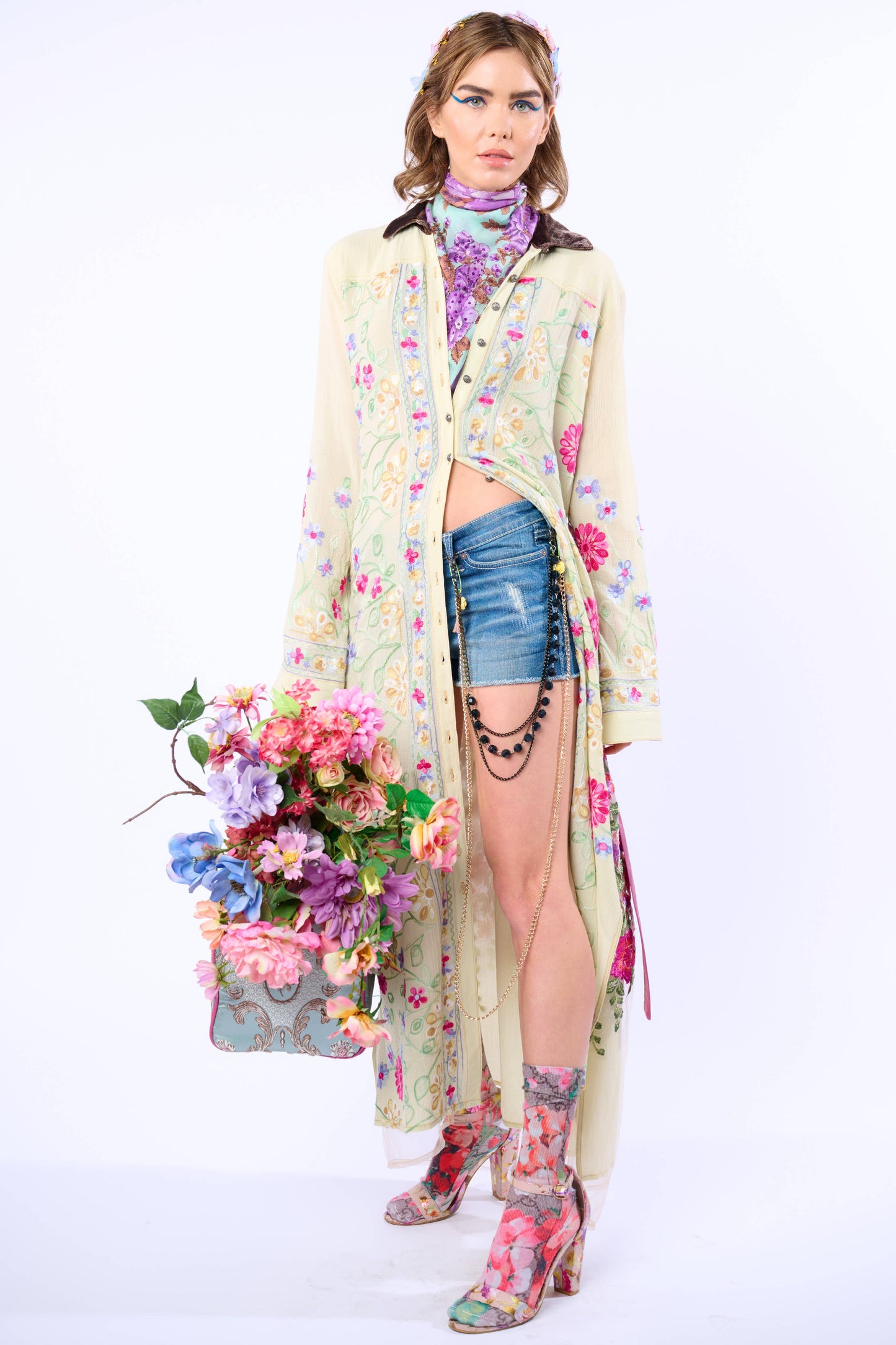 Cardellia Embroidered Maxi Duster: Pastel Sage