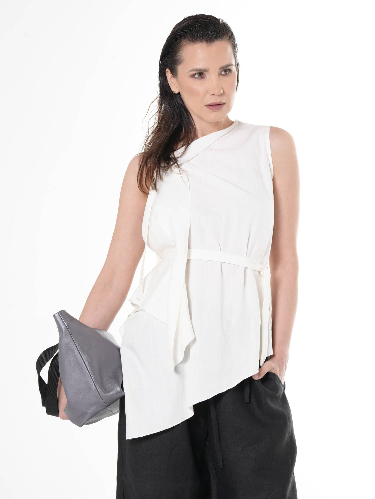 Sleeveless Asymmetric Top In Ivory: Ivory / XL