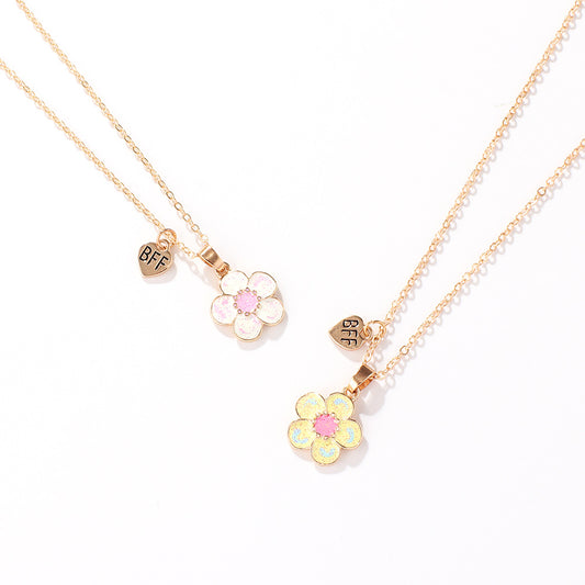 BFF Flower Necklace Set