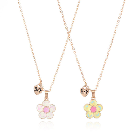 BFF Flower Necklace Set