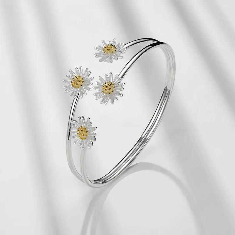 Daisy Bangle