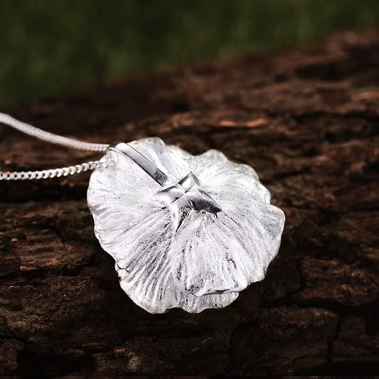Pretty Petal Necklace