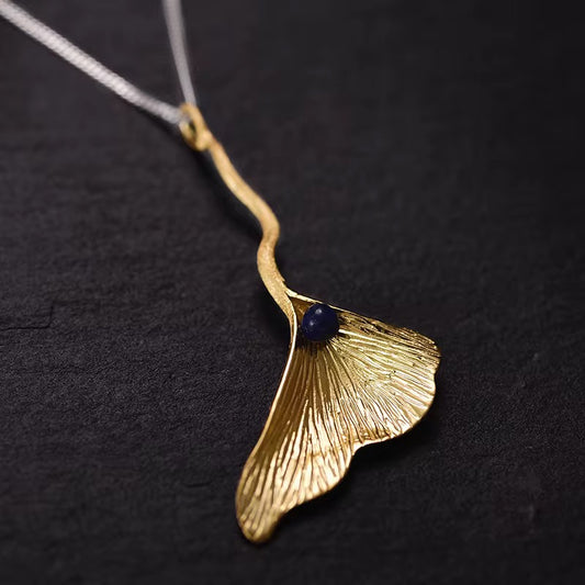 Flowing Floral Necklace