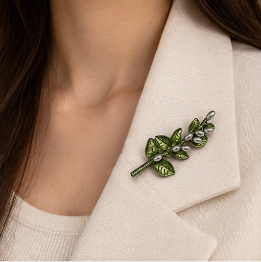 Long Pearl Leaf Brooch