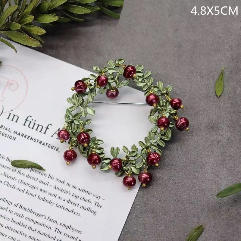 Berry Vine Botanical Wreath Brooch Pin