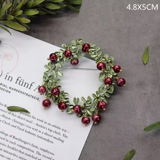 Berry Vine Botanical Wreath Brooch Pin