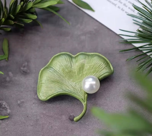 Ginkgo Leaf Pearl Brooch