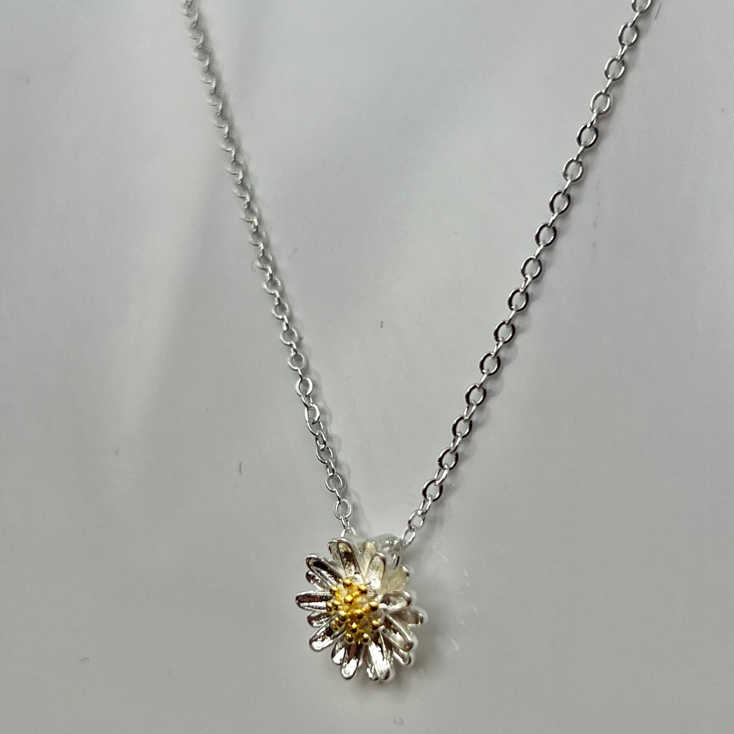 Daisy Drop Necklace