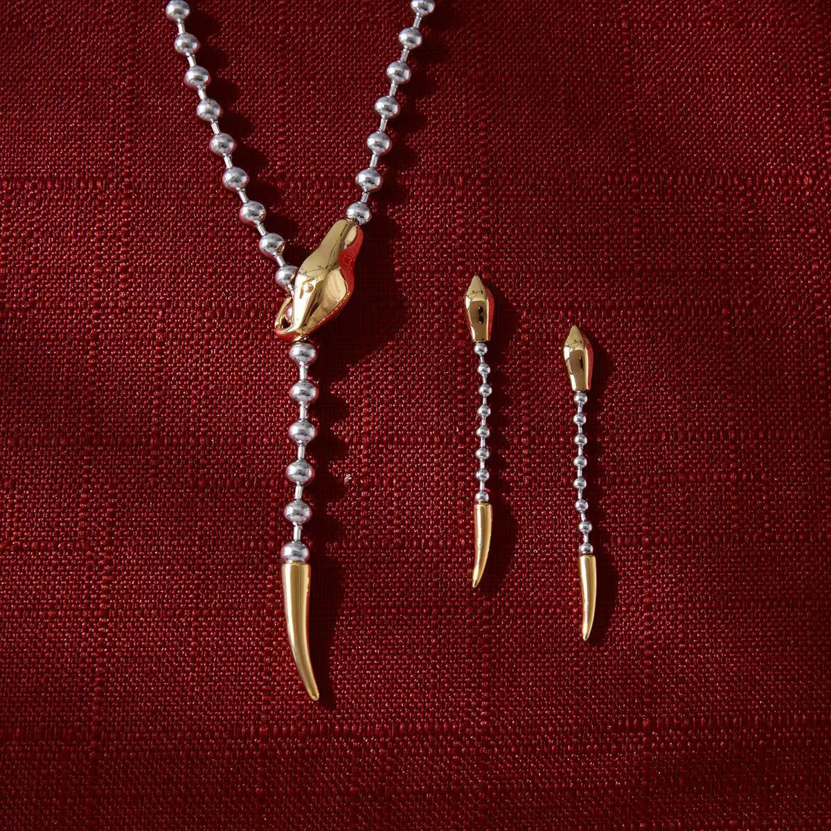 Gold and silver necklace