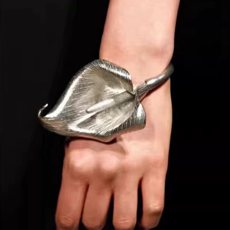 Sculptural Calla Lily Statement Cuff Bracelet – Gold & Silver