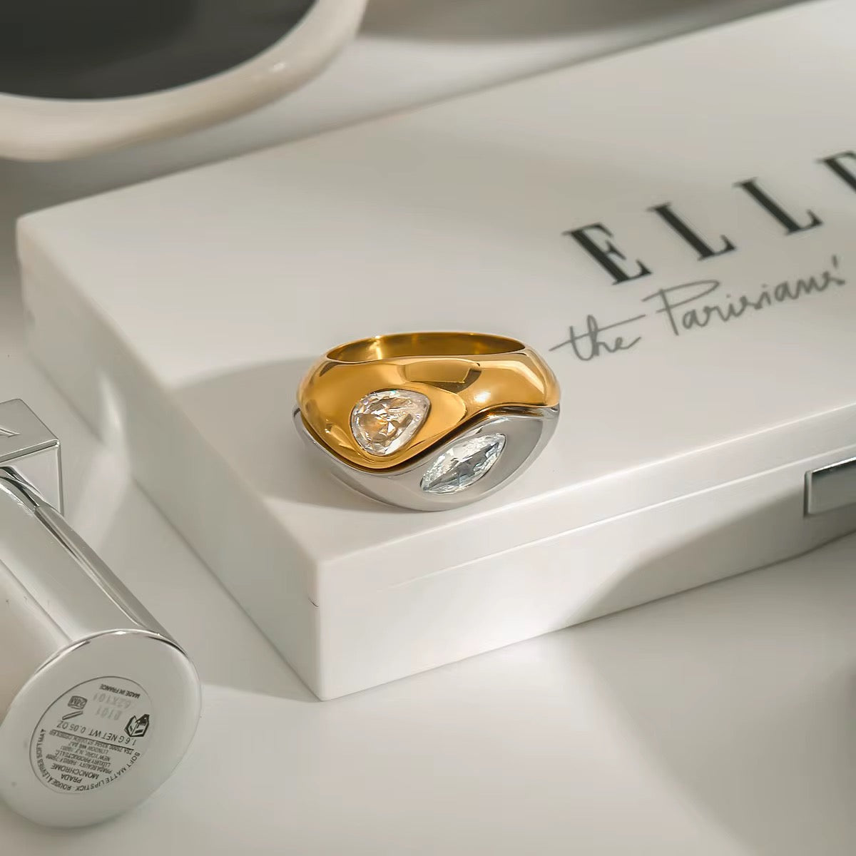 Dual Flow Crystal Ring