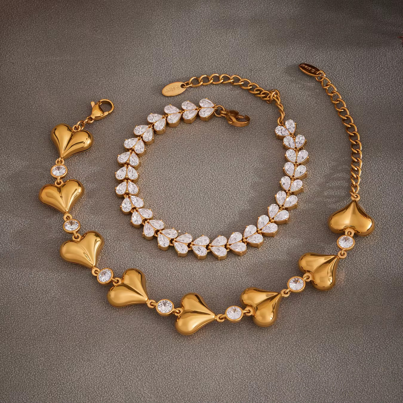 Golden Heart Link Bracelet