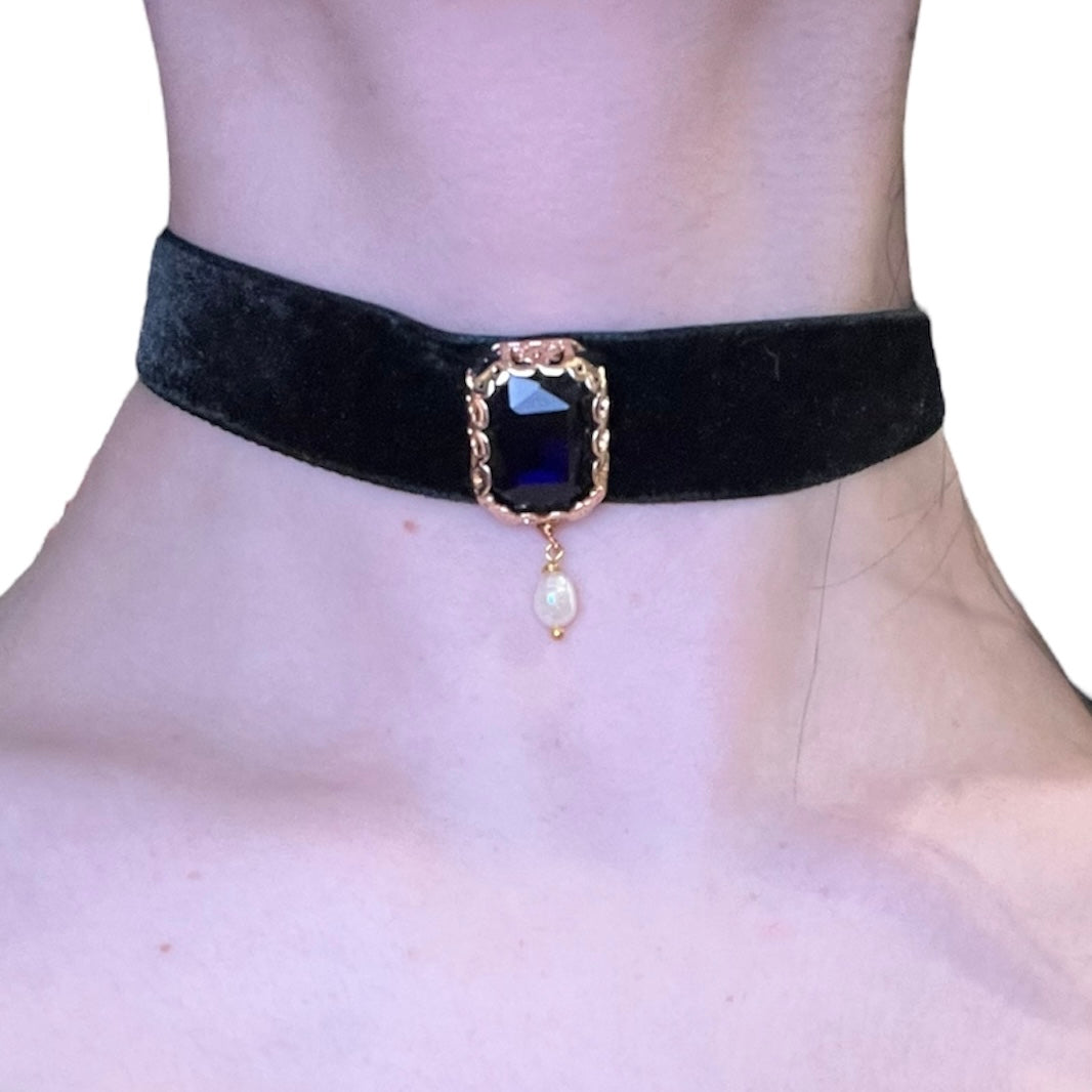 Dark Blue Square Stone Choker