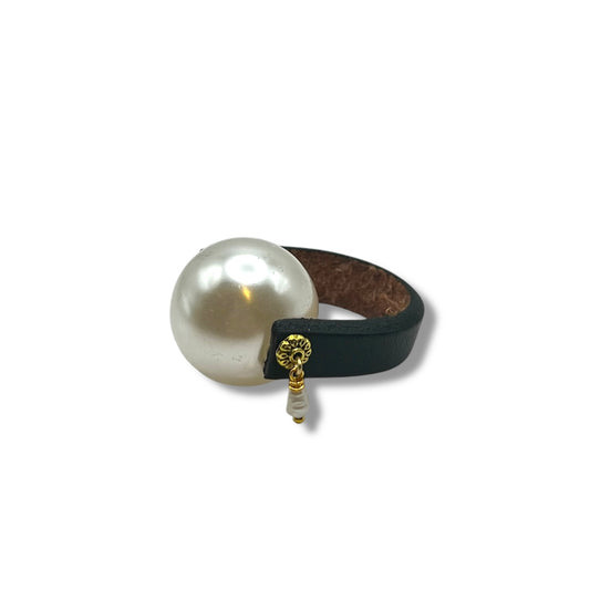 Big round faux ring