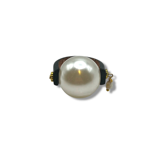Big round faux ring