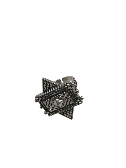 Big Geometric Starburst Ring