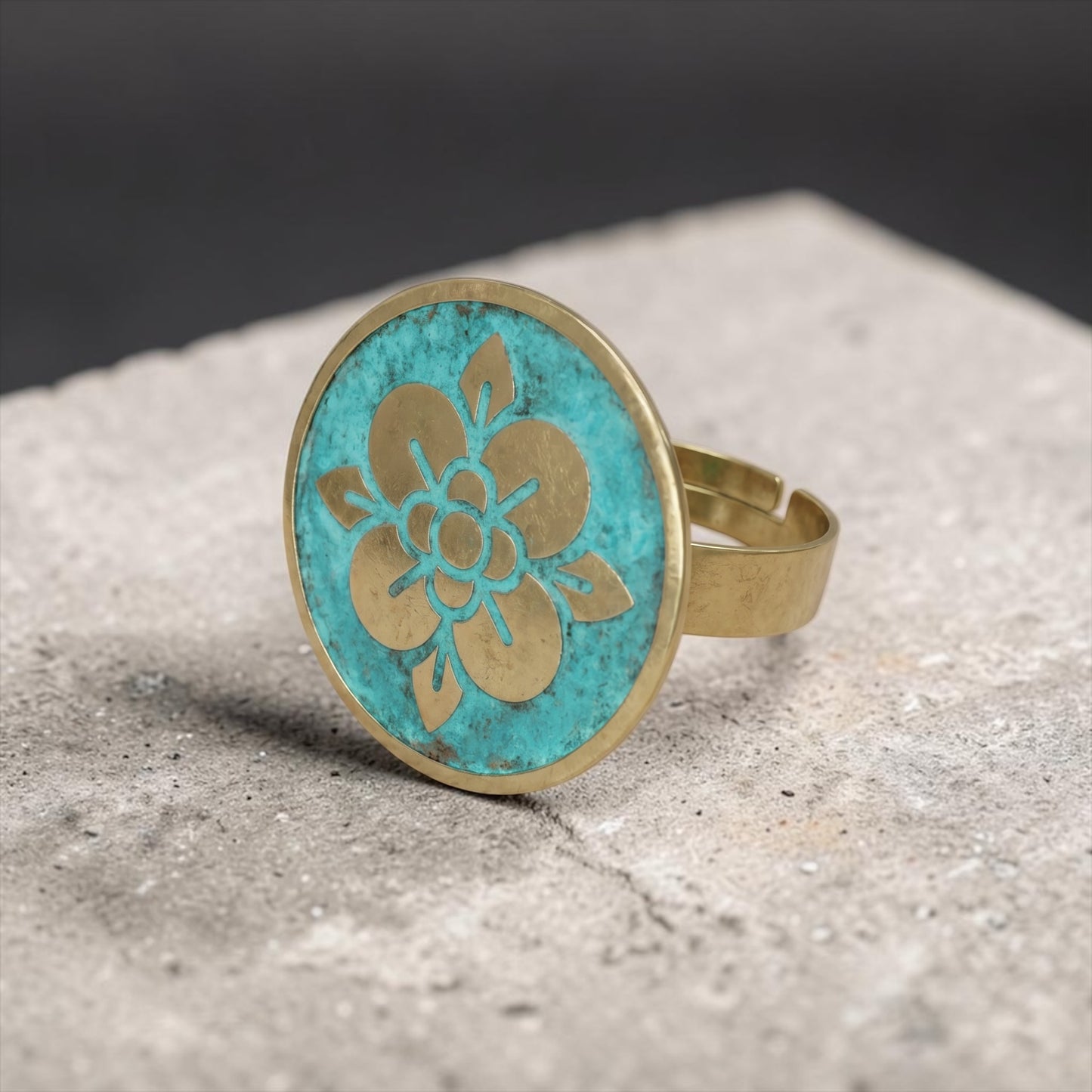 Round Flower Ring