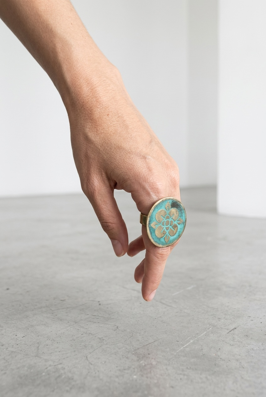 Round Flower Ring