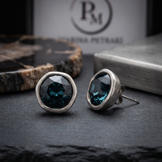 Gem stud earrings
