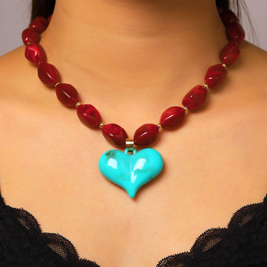 Heart Pendant Beaded Necklace: 1 / One Size
